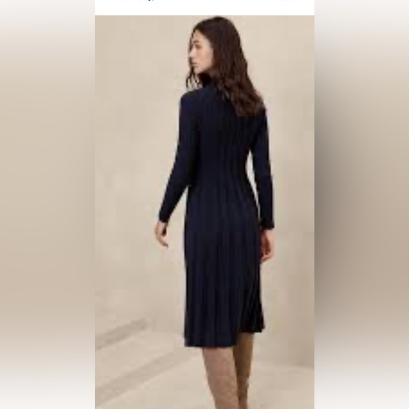 Banana Republic Dark Navy Ribbed Long-Sleeve Midi Dress - Picture 3 of 7